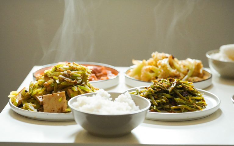 Kiedy jeść po wizycie u dentysty? Czy możemy od razu zjeść?